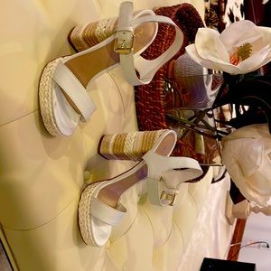 Aldo Platform White Sandals. Size 6